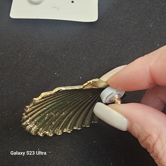 NEW Charming Boho Earings - Picture 3 of 5